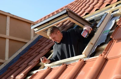 Pose de fenêtres de toit Velux à Steinbourg